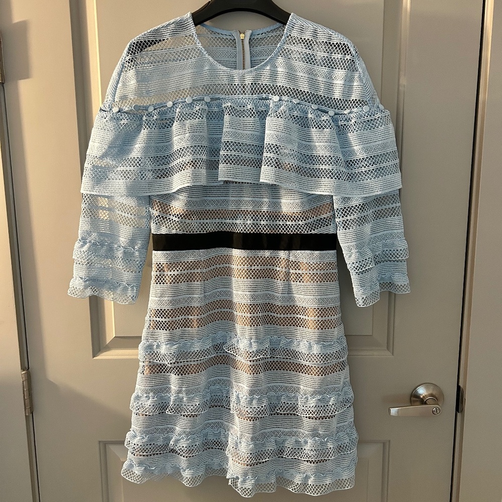 Self potrait mini dress with detachable shoulder size 6